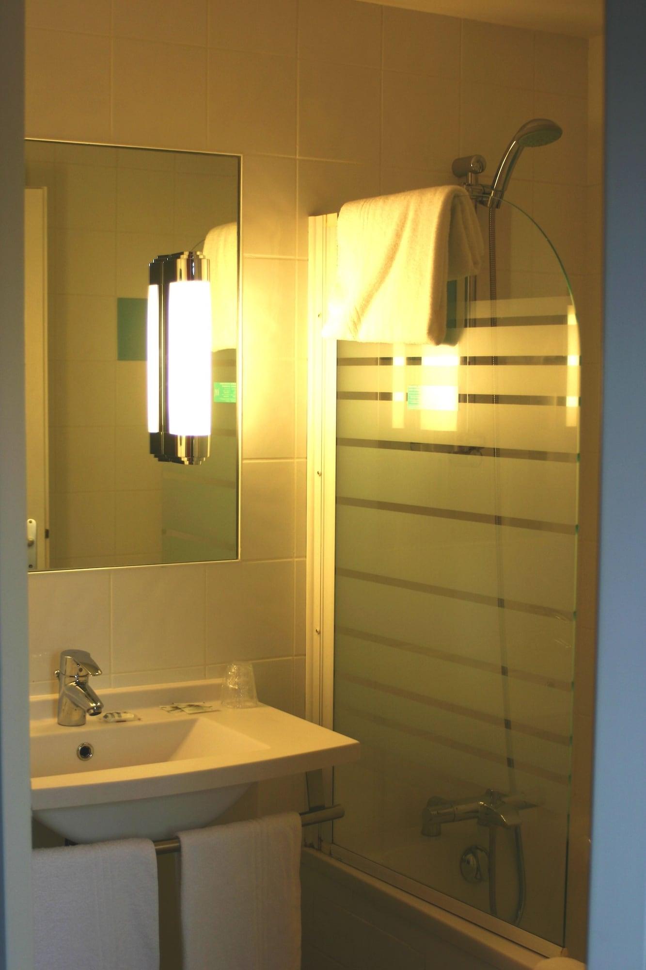 Mercure Hexagone Luxeuil Bagian luar foto