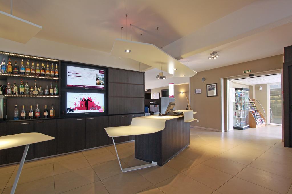 Mercure Hexagone Luxeuil Bagian luar foto