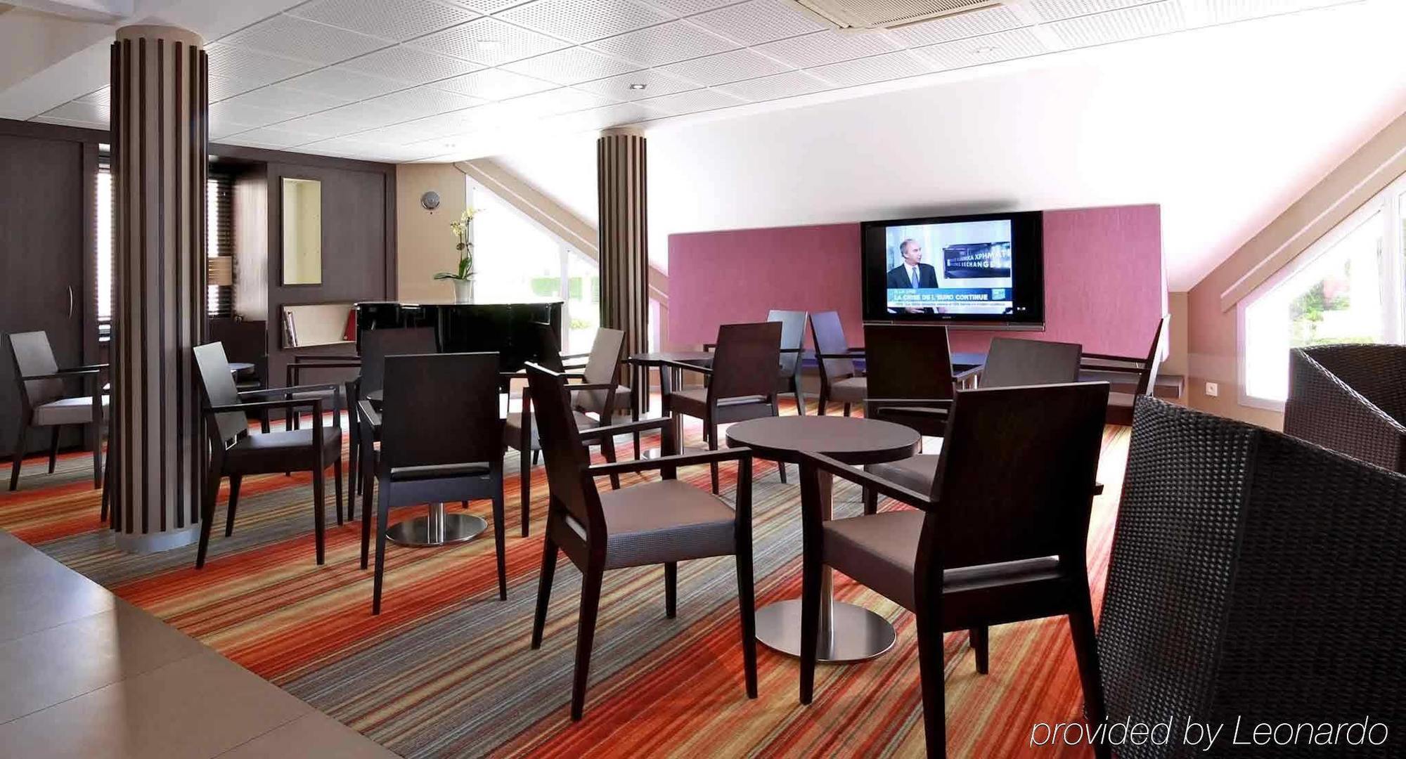 Mercure Hexagone Luxeuil Restoran foto