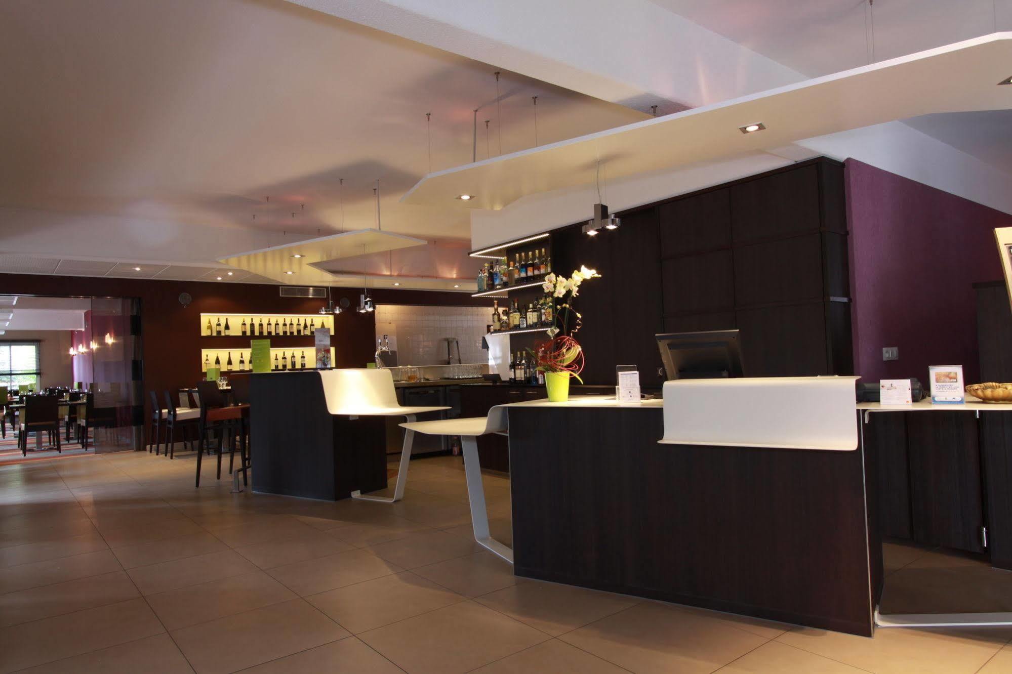 Mercure Hexagone Luxeuil Bagian luar foto